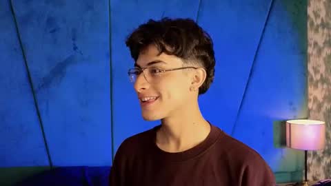 Aaron Ezequiel online show from October 5, 9:13 pm