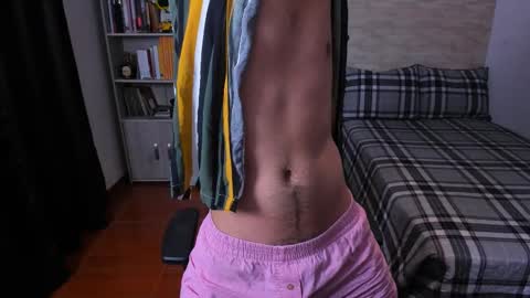 Aaron online show from November 13, 6:18 pm