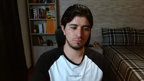 Aaron online show from July 12, 8:33 pm