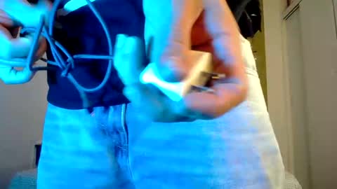 Snapshot of aaron_williams09 chatting on March 4, 4:06 am Your aron online show from March 4, 4:06 am