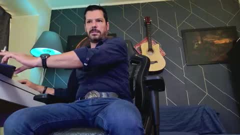 Aaron online show from March 16, 6:06 am