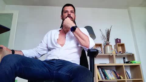 Aaron online show from June 1, 7:43 am