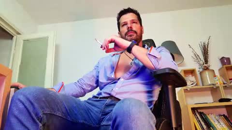 Aaron online show from June 11, 9:13 pm