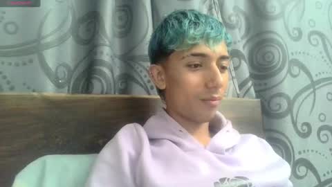 aaronevilxx online show from September 16, 4:24 am