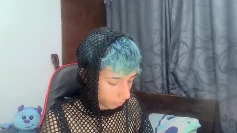 aaronevilxx online show from September 18, 5:09 am