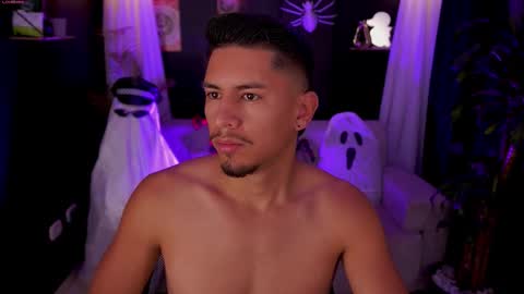 AARON  online show from October 11, 12:15 pm