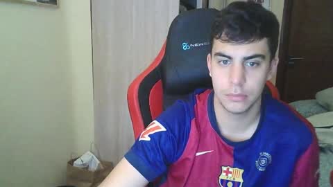 Snapshot of aaronlavine chatting on March 7, 4:11 pm aaronlavine online show from March 7, 4:11 pm