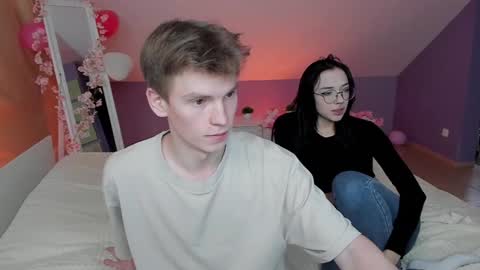 Snapshot of aataraxx chatting on January 21, 8:08 am Fiona and Harry online show from January 21, 8:08 am