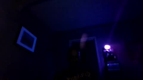 Snapshot of abartlett02 chatting on November 20, 8:25 am AB online show from November 20, 8:25 am