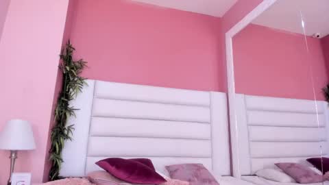 abbey_walker online show from February 18, 5:53 am