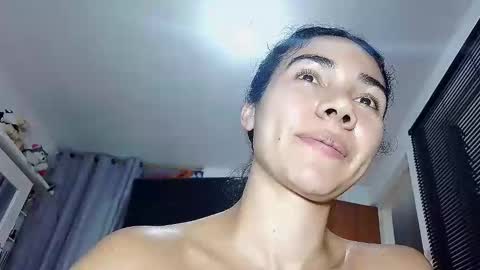 Snapshot of abbi_moon chatting on January 7, 11:48 am Martina online show from January 7, 11:48 am