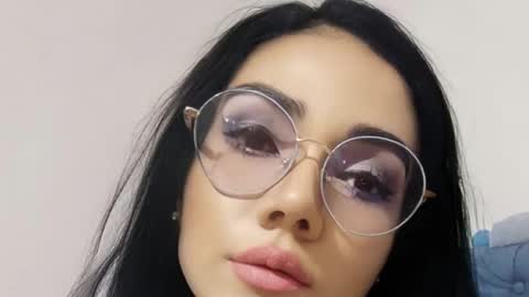 Snapshot of abbi_moon chatting on January 11, 12:50 pm Martina online show from January 11, 12:50 pm