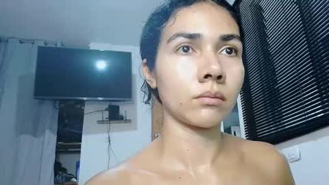 Snapshot of abbi_moon chatting on February 24, 6:58 pm Martina online show from February 24, 6:58 pm