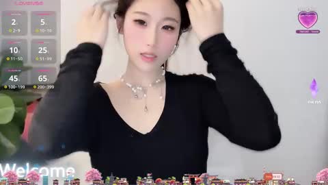 Snapshot of abby_chuchu chatting on February 19, 8:33 am CN-ChuChu online show from February 19, 8:33 am