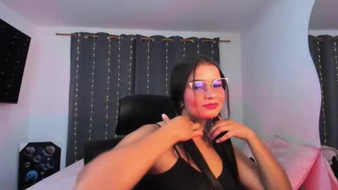 Snapshot of abby_parker1 chatting on October 27, 11:20 pm Abby online show from October 27, 11:20 pm