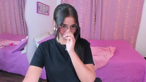 Snapshot of abby_parker1 chatting on July 25, 11:02 pm Abby online show from July 25, 11:02 pm