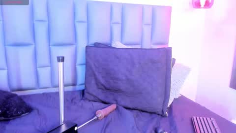 abbyadams23 online show from March 2, 3:30 am