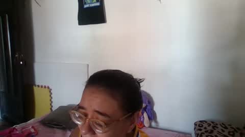 Snapshot of abbyasher chatting on June 1, 2:08 pm Abby online show from June 1, 2:08 pm
