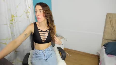 sara online show from May 29, 11:36 pm