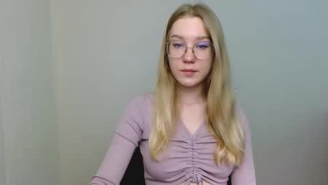 Abby Lovense is active online show from February 17, 12:23 pm