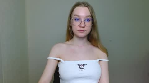 Abby Lovense is active online show from February 26, 11:31 am