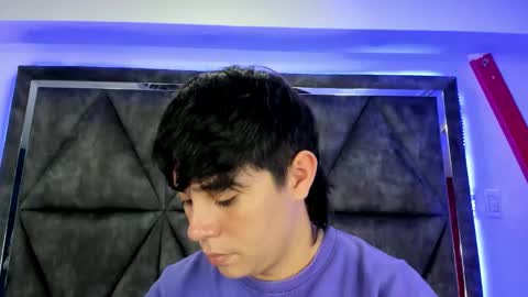 Abby Smith online show from December 5, 7:10 pm