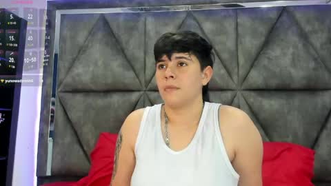 Snapshot of abbysmiitth_ chatting on May 5, 10:51 pm Abby Smith online show from May 5, 10:51 pm