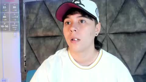 Snapshot of abbysmiitth_ chatting on June 24, 12:09 am Abby Smith online show from June 24, 12:09 am