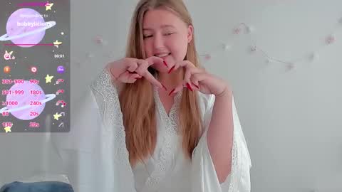 Snapshot of abbywyte chatting on September 12, 1:33 pm Abby Stream at Sat Sun Mon Fri online show from September 12, 1:33 pm