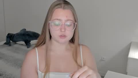 Abby    Stream at Sat  Sun  Mon  Fri online show from February 1, 3:10 pm