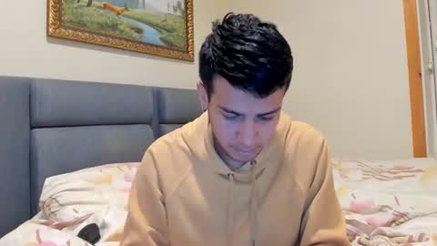 Independence model AbelAsburgo online show from September 13, 6:40 pm