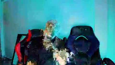 Independence model AbelAsburgo online show from February 6, 2:16 am