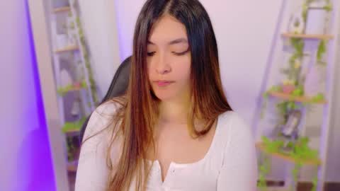 Snapshot of abella_ruiz chatting on May 29, 12:52 am Abella Ruiz online show from May 29, 12:52 am