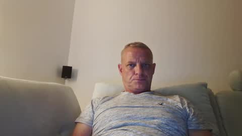 Snapshot of abenteurer2021 chatting on May 31, 8:10 pm abenteurer2021 online show from May 31, 8:10 pm