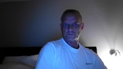 Snapshot of abenteurer2021 chatting on July 30, 10:09 pm abenteurer2021 online show from July 30, 10:09 pm