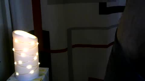 AbercrombieGuy22 online show from December 15, 5:44 am