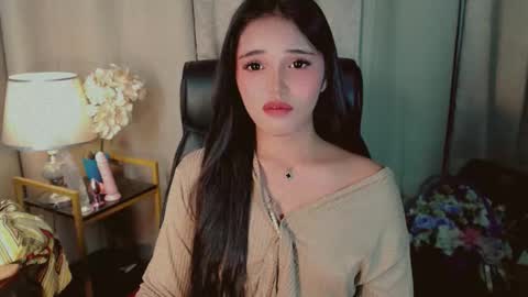 Snapshot of abetterchristine chatting on February 13, 3:13 am Abetterchristine online show from February 13, 3:13 am