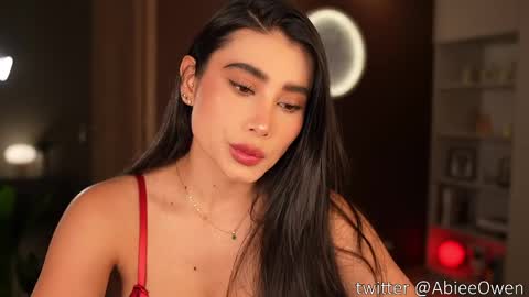 abie_owen online show from April 29, 12:27 am