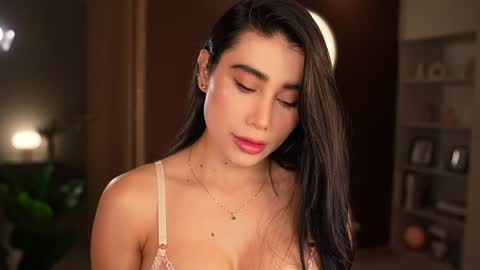 abie_owen online show from May 10, 12:16 am