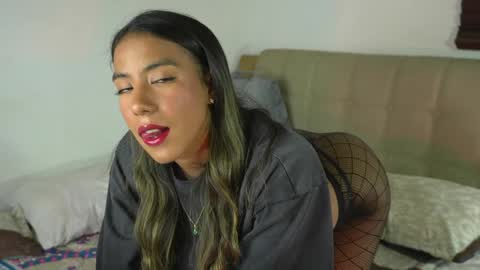 Snapshot of abiee__ chatting on February 10, 9:08 pm Abie online show from February 10, 9:08 pm