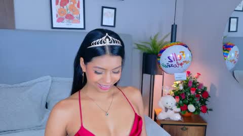 abiehils online show from May 13, 11:29 am