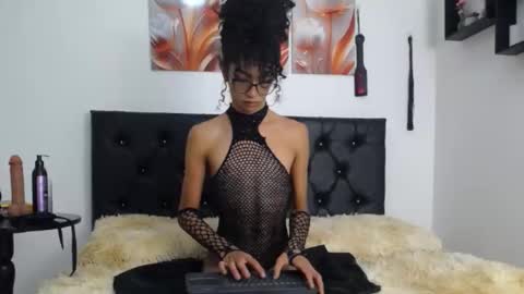 Abigail online show from January 30, 2:58 pm