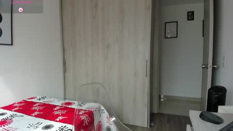 abigail online show from December 14, 1:59 pm