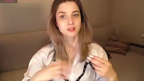 Abigail online show from July 10, 6:54 pm