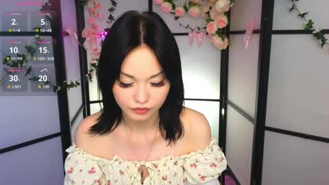 Lily online show from May 26, 1:51 pm