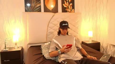 Snapshot of abravanel_sefardi chatting on May 21, 9:22 pm Abrovanel online show from May 21, 9:22 pm