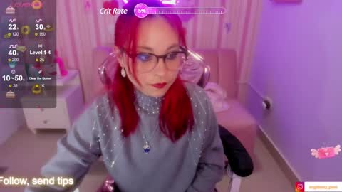 Snapshot of abril_ch_ chatting on January 2, 10:48 am abril_ch_ online show from January 2, 10:48 am
