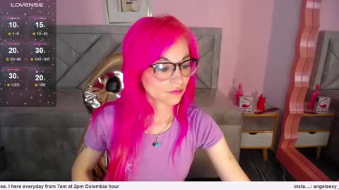 abril_ch_ online show from February 5, 12:21 pm