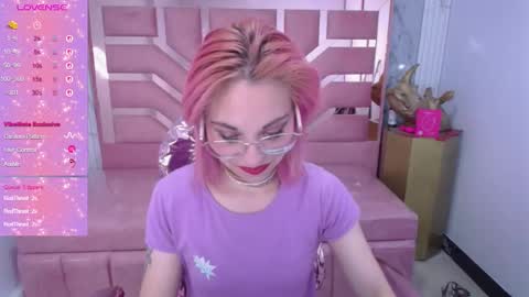 abril_ch_ online show from March 7, 12:35 pm