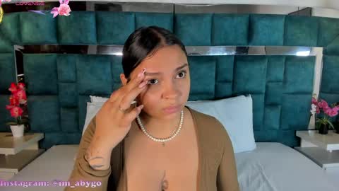 abril_gomez_11 online show from May 25, 7:53 pm